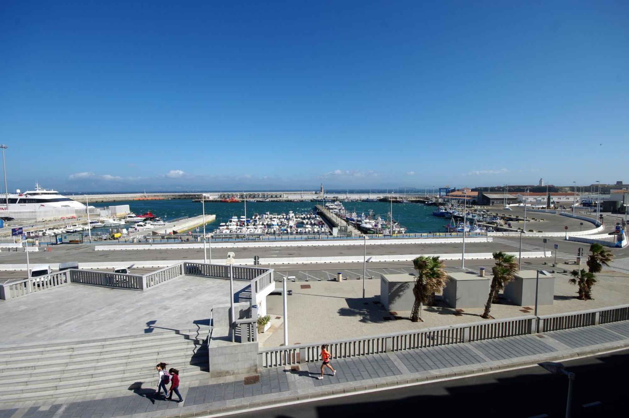 Livingtarifa Apartamento El Puerto Bagian luar foto